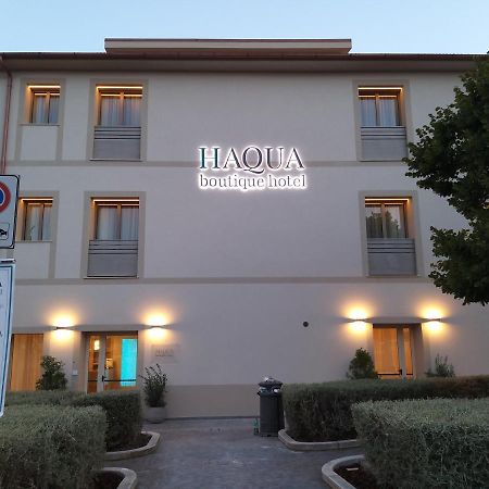 Aqua Boutique Hotel Кастильоне-делла-Пеская Экстерьер фото