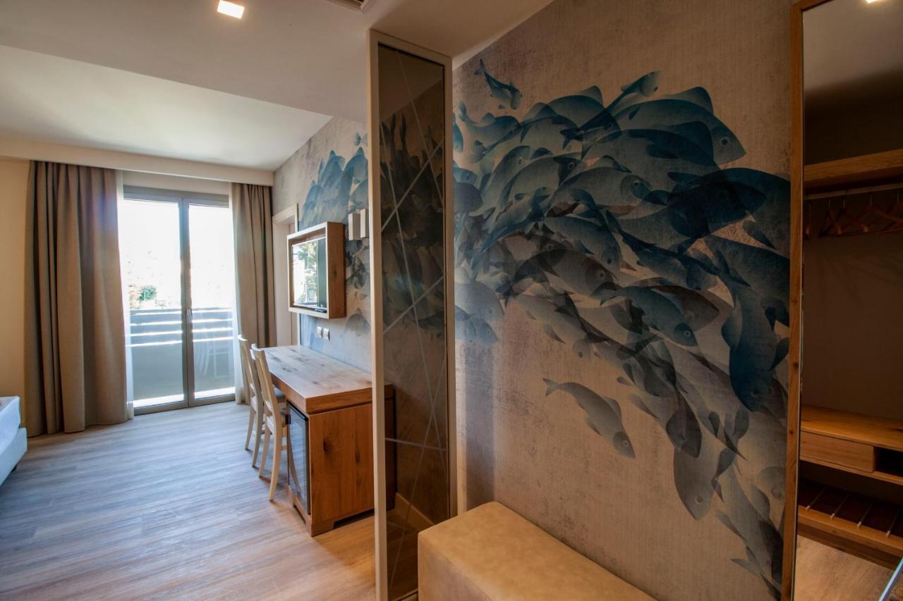 Aqua Boutique Hotel Кастильоне-делла-Пеская Экстерьер фото