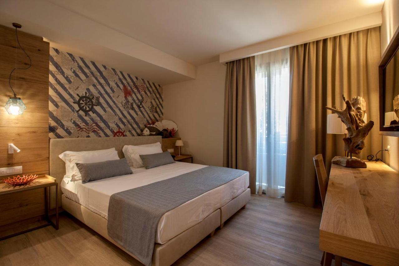 Aqua Boutique Hotel Кастильоне-делла-Пеская Экстерьер фото