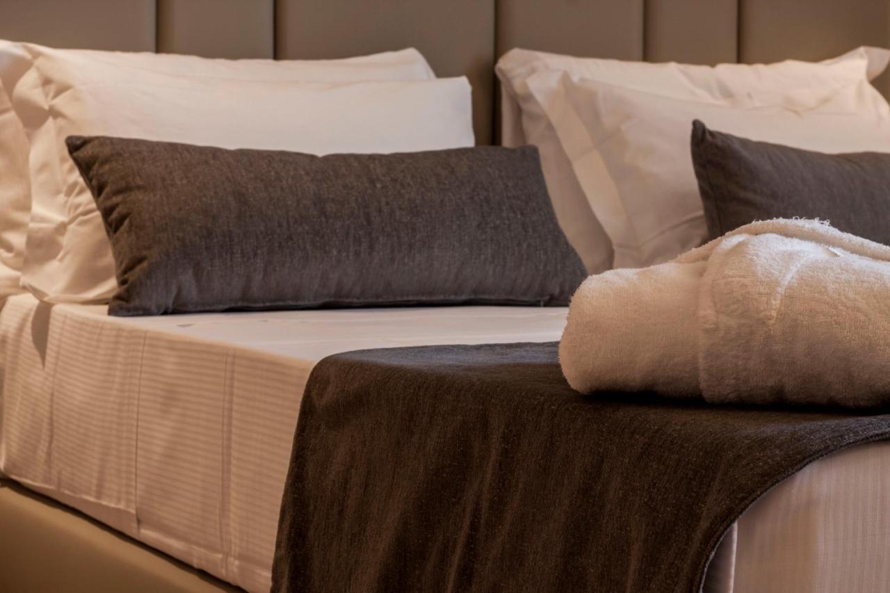 Aqua Boutique Hotel Кастильоне-делла-Пеская Экстерьер фото