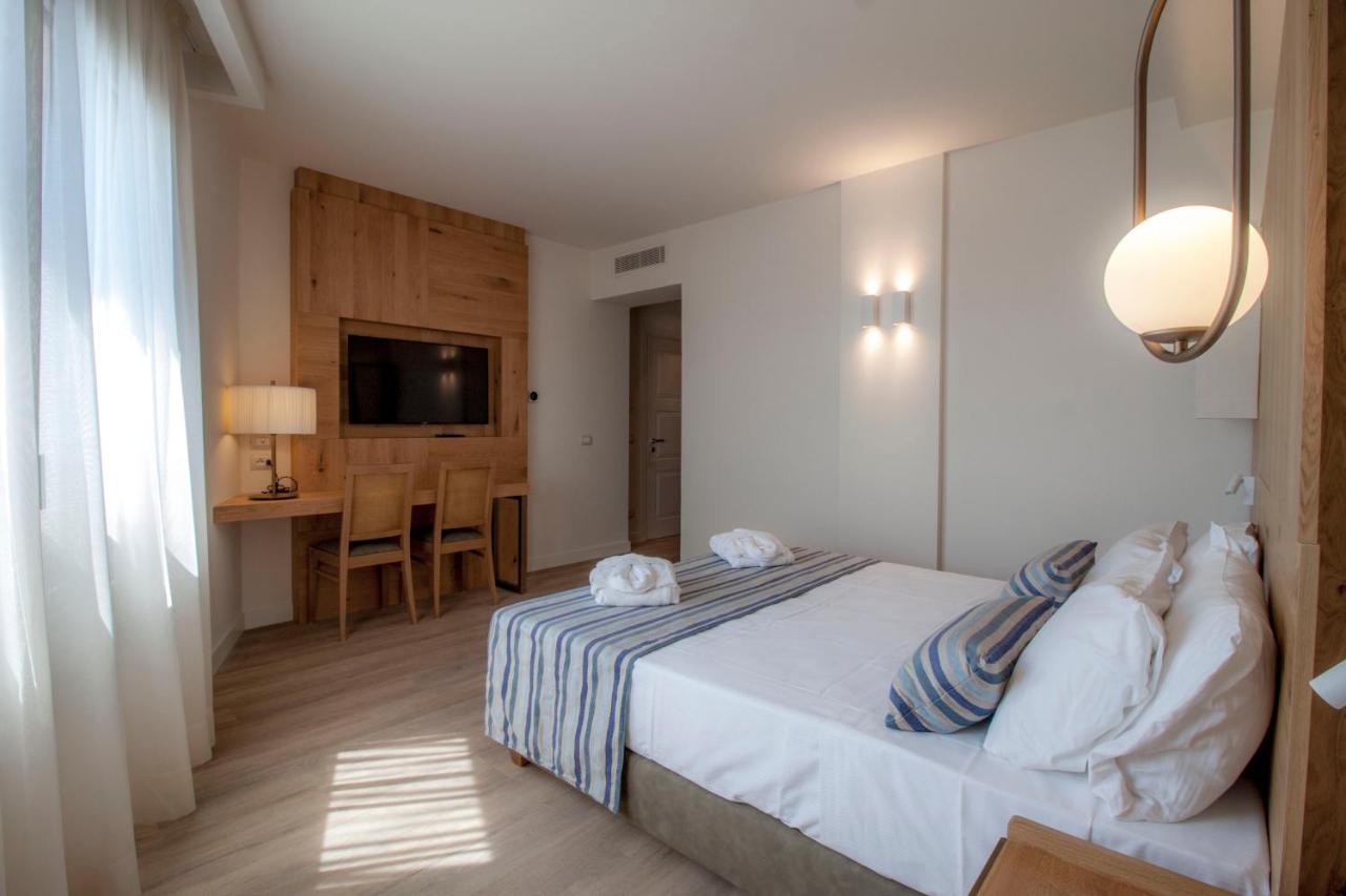 Aqua Boutique Hotel Кастильоне-делла-Пеская Экстерьер фото